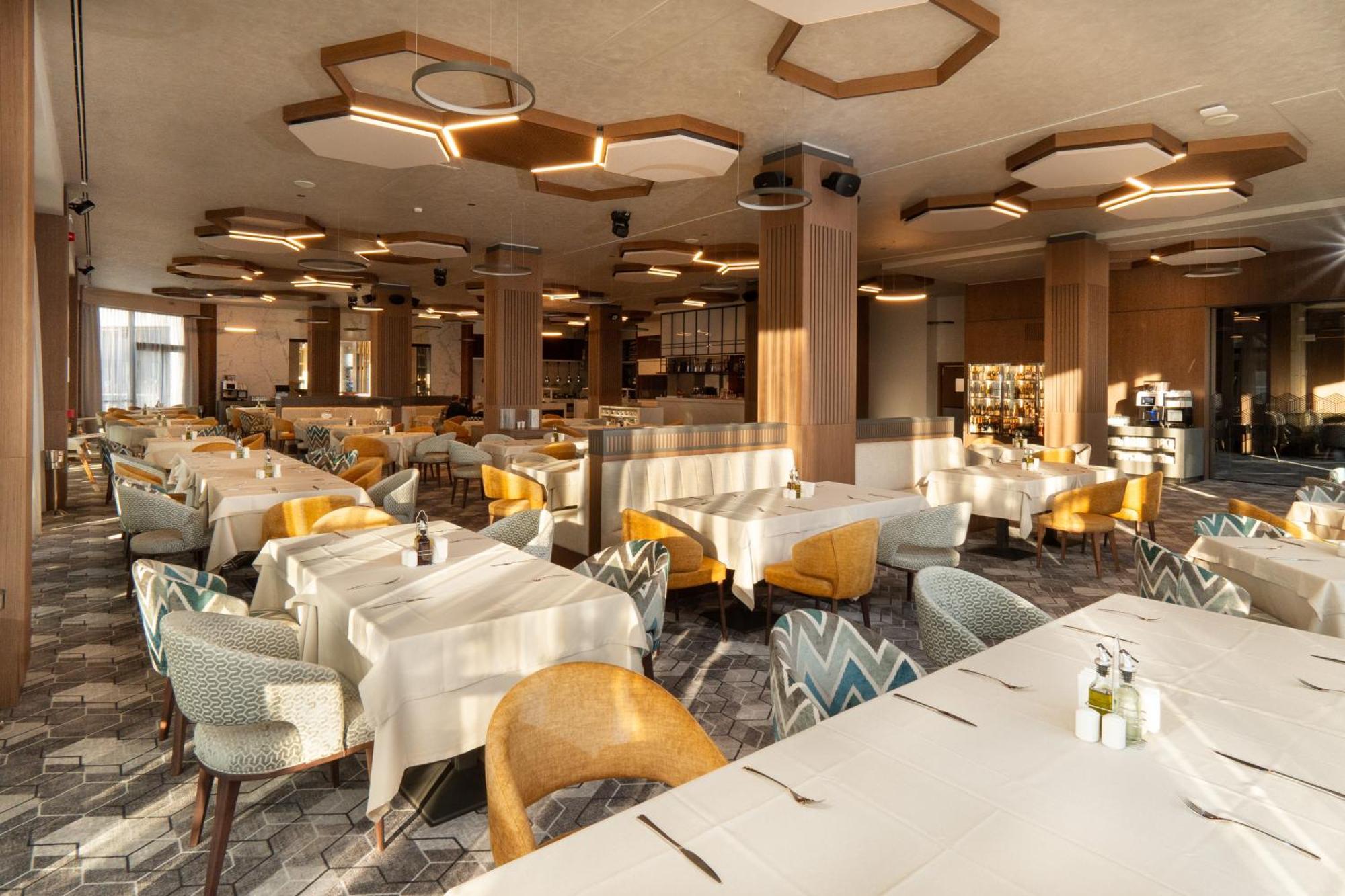 Atmosphere Balneo Hotel & Spa Pavel Banya Exterior photo